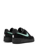 Tênis x Tiffany & Co. Air Force 1 Low